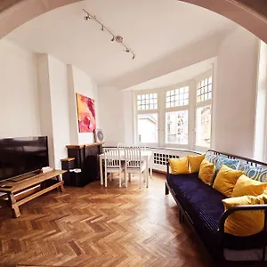 https://apparemment-grand-place.brusselshotelsbook.com